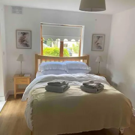 Btown 2 Bed 2 Bath Appartement Ballybrack (Dublin)