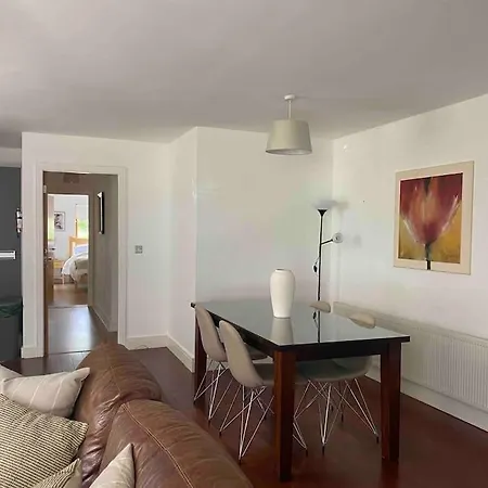 Btown 2 Bed 2 Bath *