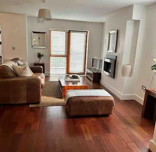 Daire Btown 2 Bed 2 Bath *